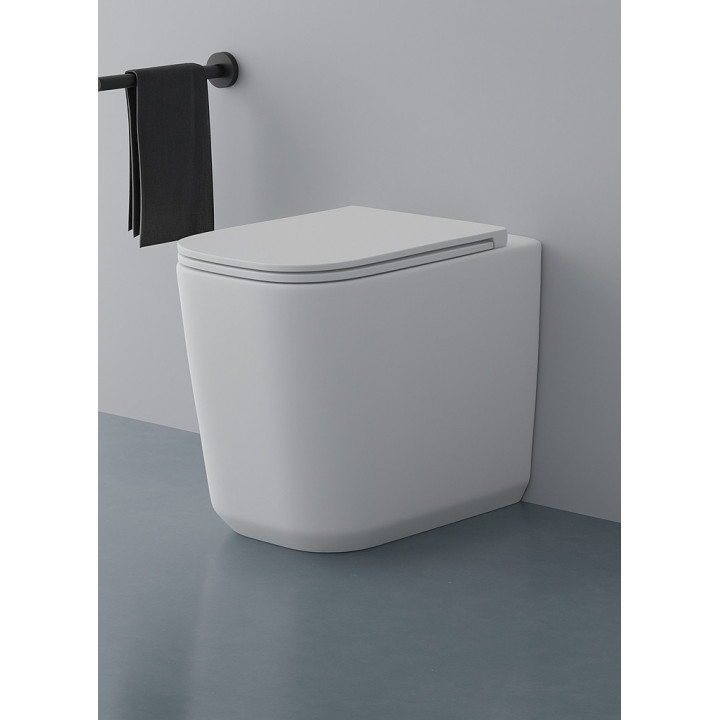 Glamour toilet i hvid porcelæn | Elegant og moderne design