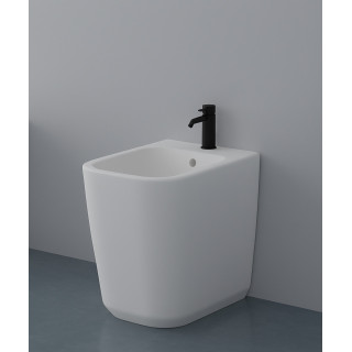 Glamour bidet in white porcelain | Modern and elegant design