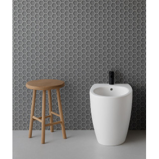 Open floor-standing bidet in white porcelain | Elegant and functional design